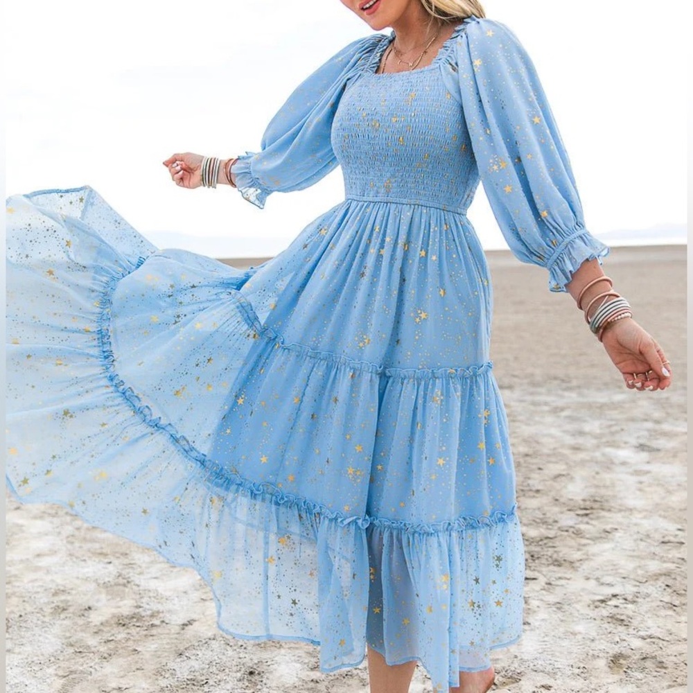 Ivy City Co Starry Nights Dress in Baby Blue